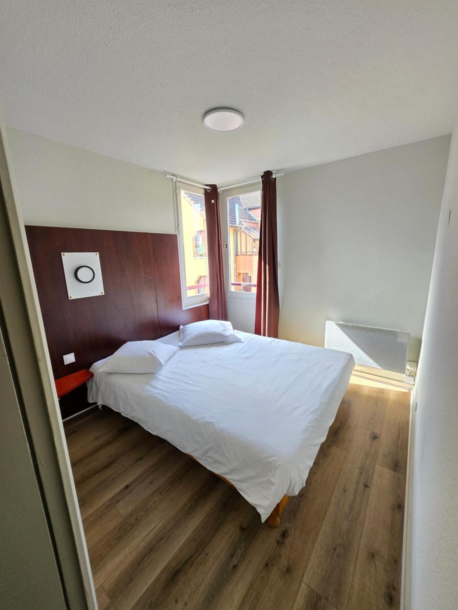Aparthotel Geneva 3*
